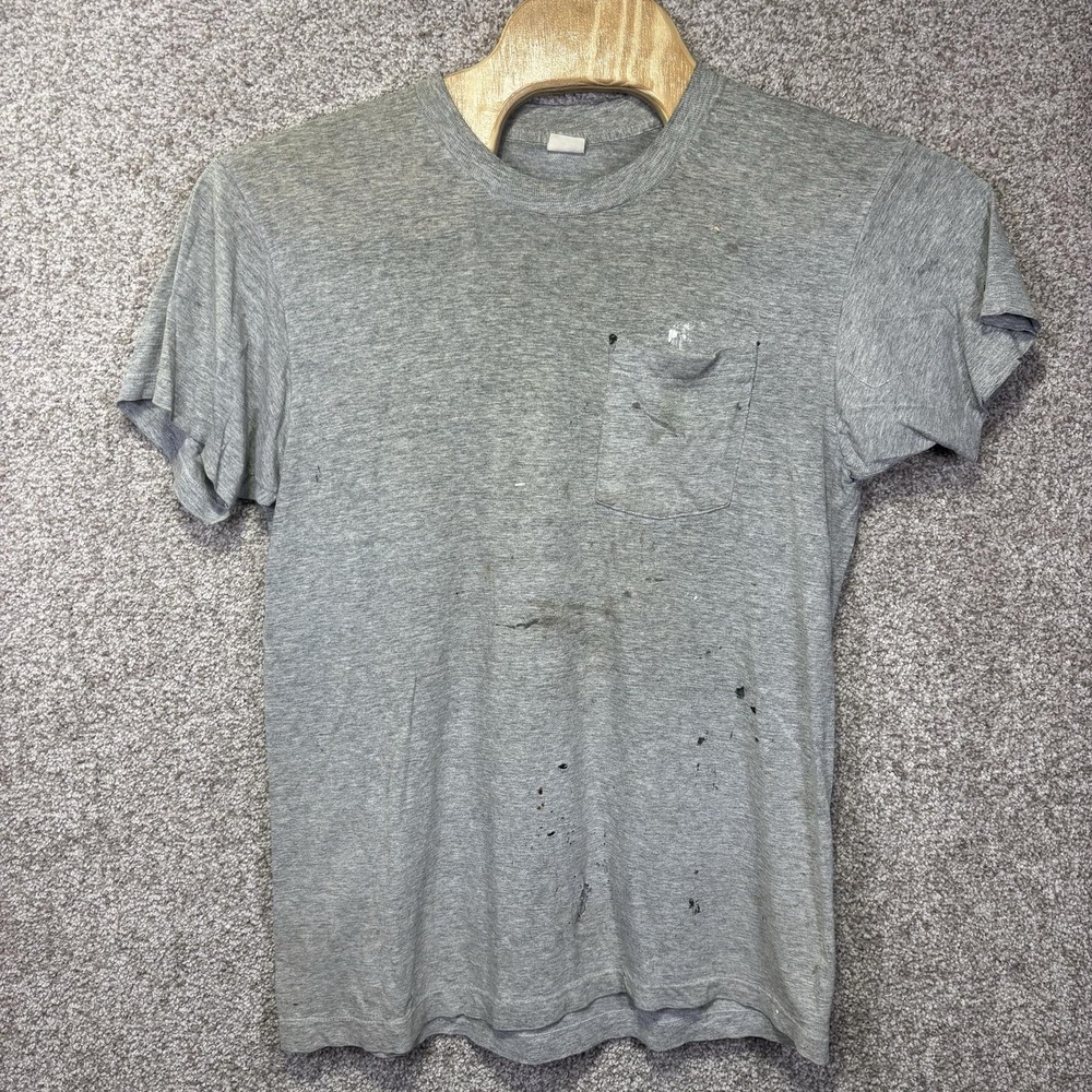 True Vintage Fruit Of The Loom Shirt Mens XL Gray Pocket Tee Made USA Distressed